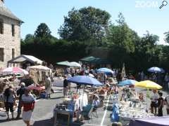 фотография de VIDE GRENIER BROCANTE